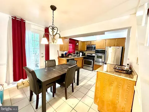 8013 Douglas Ave, Windsor Mill, MD 21244 photo 4
