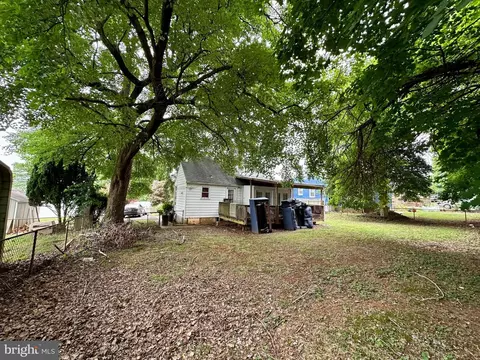 8013 Douglas Ave, Windsor Mill, MD 21244 photo 17