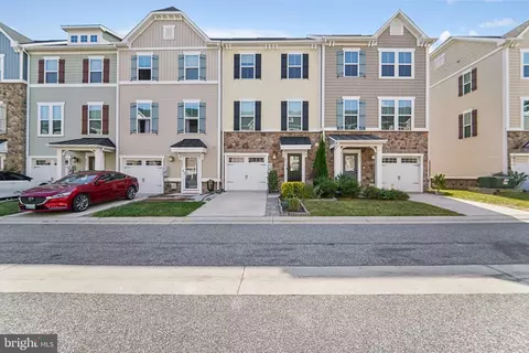 8219 Seaworthy, Dundalk, MD 21222