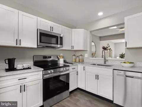 Kitchen - 15 Jack Pine Pl, Nottingham, MD 21236 photo 5 of 5