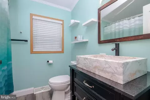7516 Biscayne Bay Blvd, Middle River, MD 21220 photo 16
