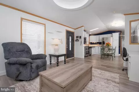 7516 Biscayne Bay Blvd, Middle River, MD 21220 photo 5