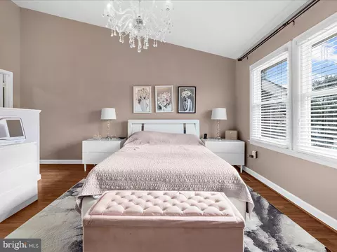 Bedroom - 6936 Clearwind Ct, Baltimore, MD 21209 photo 4 of 4
