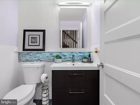 Bath - 6936 Clearwind Ct, Baltimore, MD 21209 photo 1 of 6