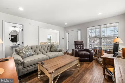 13107 Choptank Rd, Middle River, MD 21220 photo 6