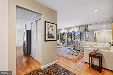 Entry Way - 7208 Denberg Rd, Baltimore, MD 21209 photo 2 of 3
