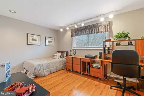 Bedroom - 7208 Denberg Rd, Baltimore, MD 21209 photo 3 of 3
