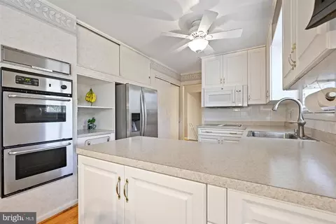 Kitchen - 7208 Denberg Rd, Baltimore, MD 21209 photo 4 of 5