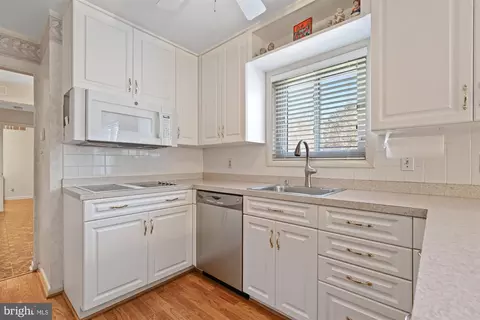 Kitchen - 7208 Denberg Rd, Baltimore, MD 21209 photo 1 of 5