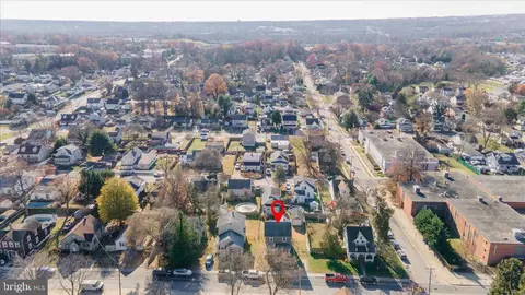 View/Area - 205 1st Ave, Lansdowne, MD 21227 photo 4 of 11