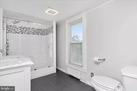 Bath - 205 1st Ave, Lansdowne, MD 21227 photo 1 of 4