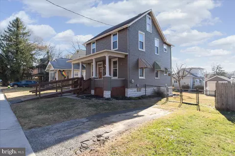 Exterior - 205 1st Ave, Lansdowne, MD 21227 photo 2 of 7
