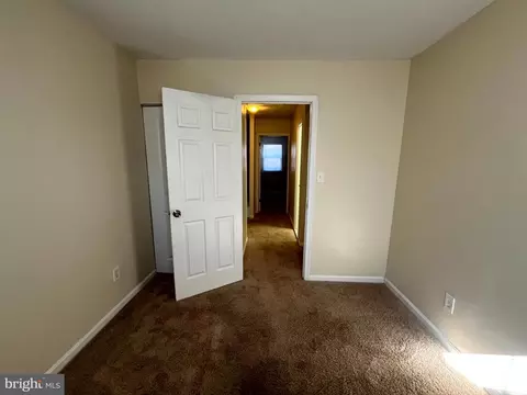 Entry Way - 11 Top View Ct, Windsor Mill, MD 21244 photo 6 of 7