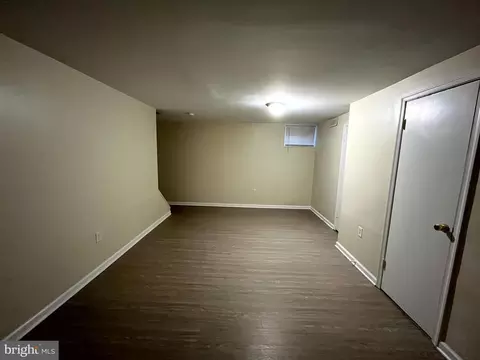 Living - 11 Top View Ct, Windsor Mill, MD 21244 photo 10 of 11
