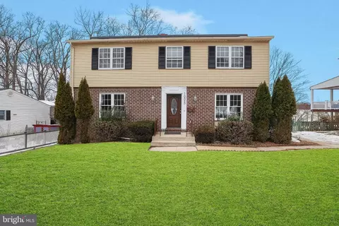 1228 Pleasant Valley Dr, Catonsville, MD 21228