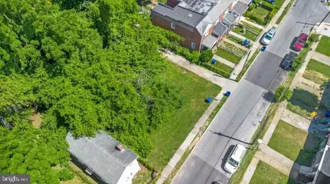 26 S Monastery Ave, Baltimore, MD 21229 photo 3