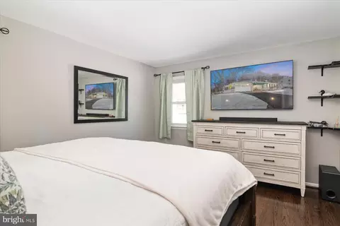 Bedroom - 2714 Paper Mill Rd, Phoenix, MD 21131 photo 5 of 5