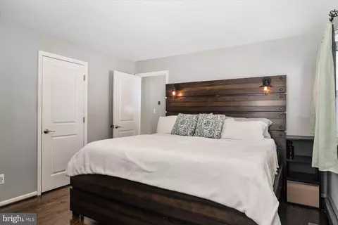 Bedroom - 2714 Paper Mill Rd, Phoenix, MD 21131 photo 2 of 5