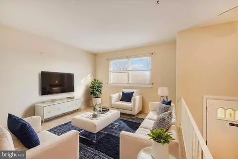 3202 Cambridge Dr, Baltimore, MD 21244 photo 3