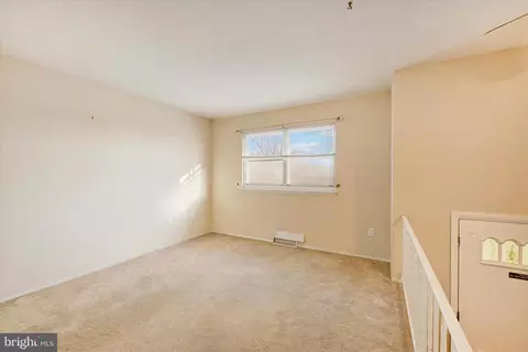 3202 Cambridge Dr, Baltimore, MD 21244 photo 4