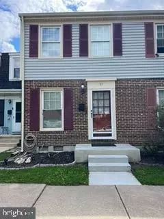 31 Arwell Ct #15F, Nottingham, MD 21236