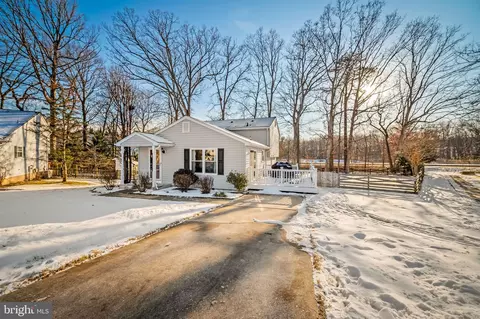 6 Corwen Ct, Perry Hall, MD 21128