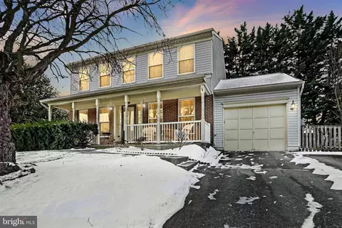 9801 Hickoryhurst Dr, Nottingham, MD 21236