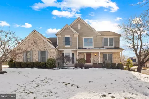 1 Cornfield Ct, Reisterstown, MD 21136