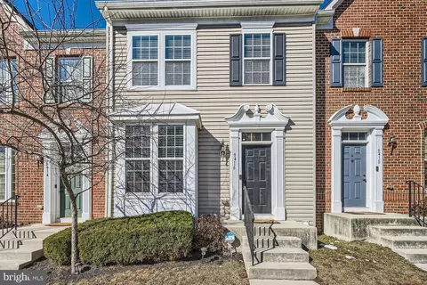 9416 Paragon Ct, Owings Mills, MD 21117