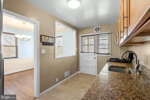 7323 Stratton Way, Baltimore, MD 21224 photo 11
