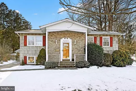 2110 Forest Ridge Rd, Lutherville Timonium, MD 21093