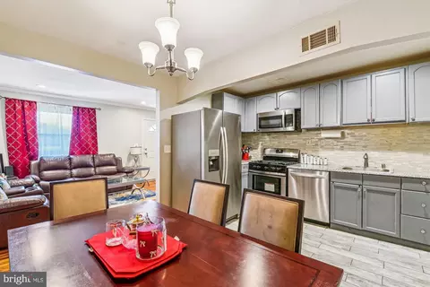 5933 Meadow Rd, Baltimore, MD 21206 photo 6