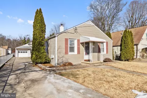 936 Barron Ave, Essex, MD 21221
