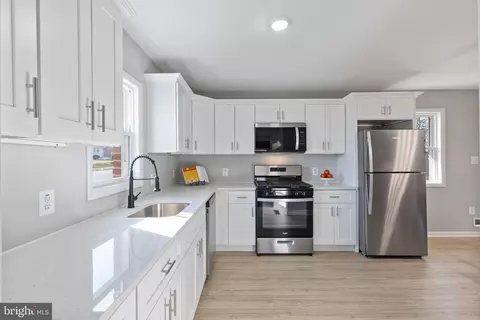 7418 Remoor Rd, Baltimore, MD 21207