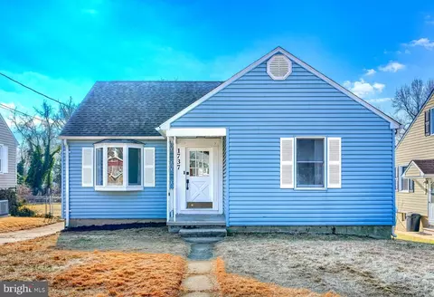 1737 Wycliffe Rd, Parkville, MD 21234