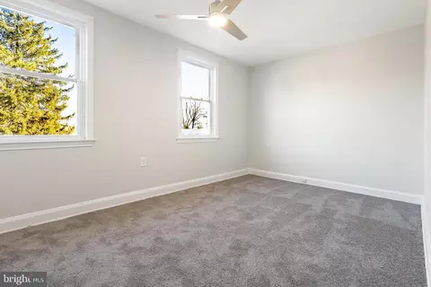 Bedroom - 8634 Oak, Parkville, MD 21234 photo 2 of 5
