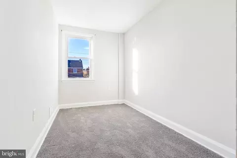 Bedroom - 8634 Oak, Parkville, MD 21234 photo 5 of 5