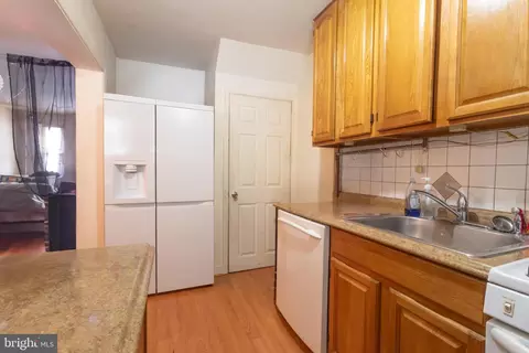 Entry Way - 2810 Plainfield Rd, Dundalk, MD 21222 photo 3 of 3