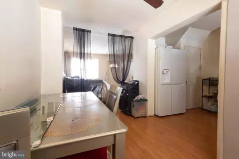Entry Way - 2810 Plainfield Rd, Dundalk, MD 21222 photo 2 of 3