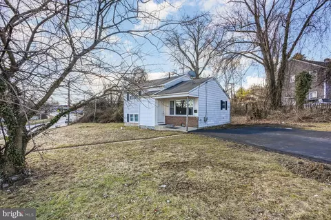 6607 Dogwood Rd, Gwynn Oak, MD 21207