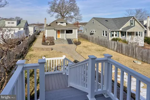 Exterior - 3820 New Section Rd, Middle River, MD 21220 photo 6 of 10