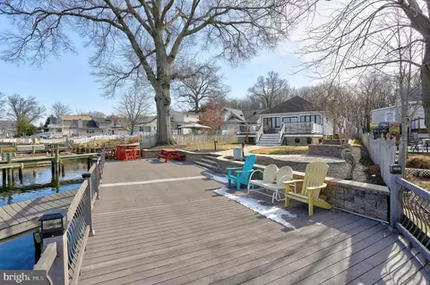 Exterior - 3820 New Section Rd, Middle River, MD 21220 photo 5 of 10
