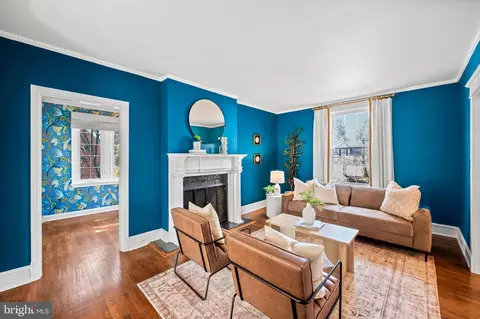 Living - 703 Chumleigh Rd, Baltimore, MD 21212 photo 2 of 2