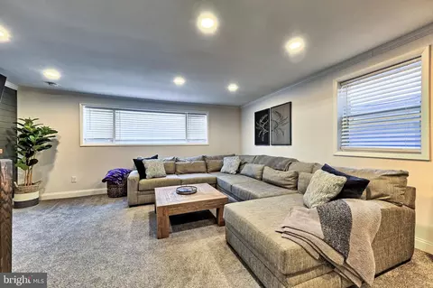 Living - 547 Brook Rd, Towson, MD 21286 photo 2 of 2