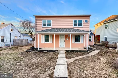 7812 Fairgreen Rd, Dundalk, MD 21222