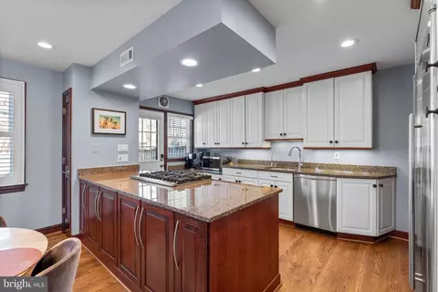 410 Dumbarton Rd, Baltimore, MD 21212 photo 8