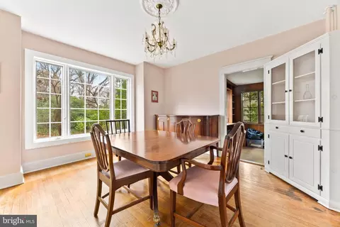Dining - 6405 Pinehurst Rd, Baltimore, MD 21212 photo 1 of 5