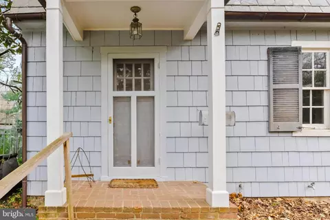 Exterior - 6405 Pinehurst Rd, Baltimore, MD 21212 photo 5 of 11