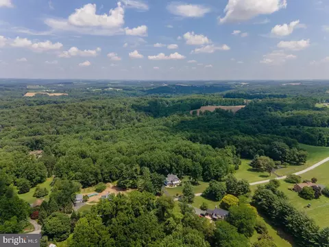 2016 Wilson, White Hall, MD 21161 photo 3