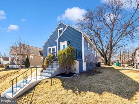 2931 Manns Ave, Parkville, MD 21234